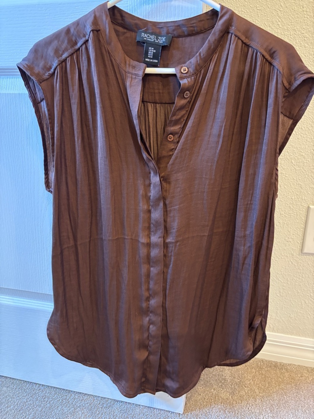 Rachel Zoe Brown Cap-Sleeve V-Neck Blouse M